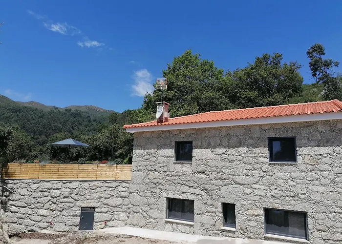 Casa de Férias Casa De Ferias Do Parque Da Peneda 2